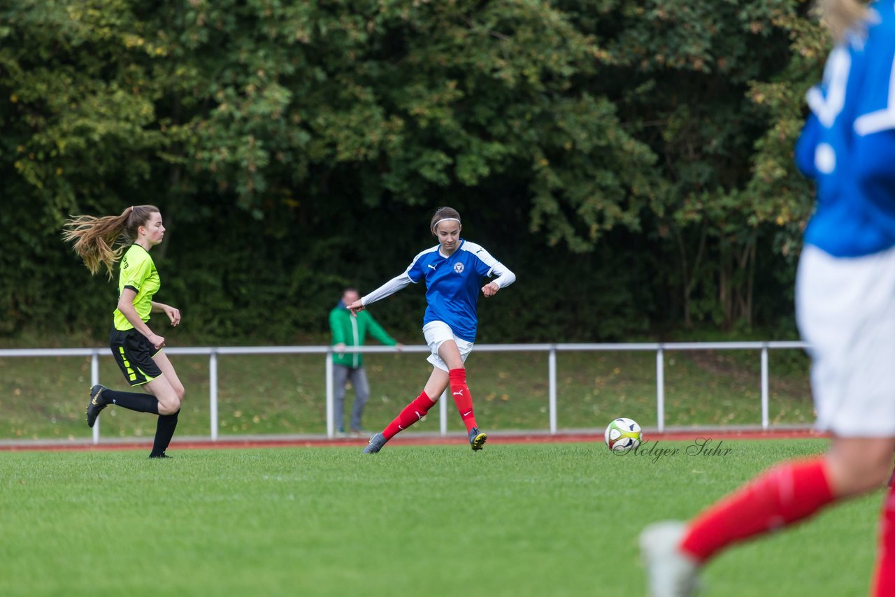 Bild 99 - B-Juniorinnen TSV Schoenberg - Holstein Kiel : Ergebnis: 0:23